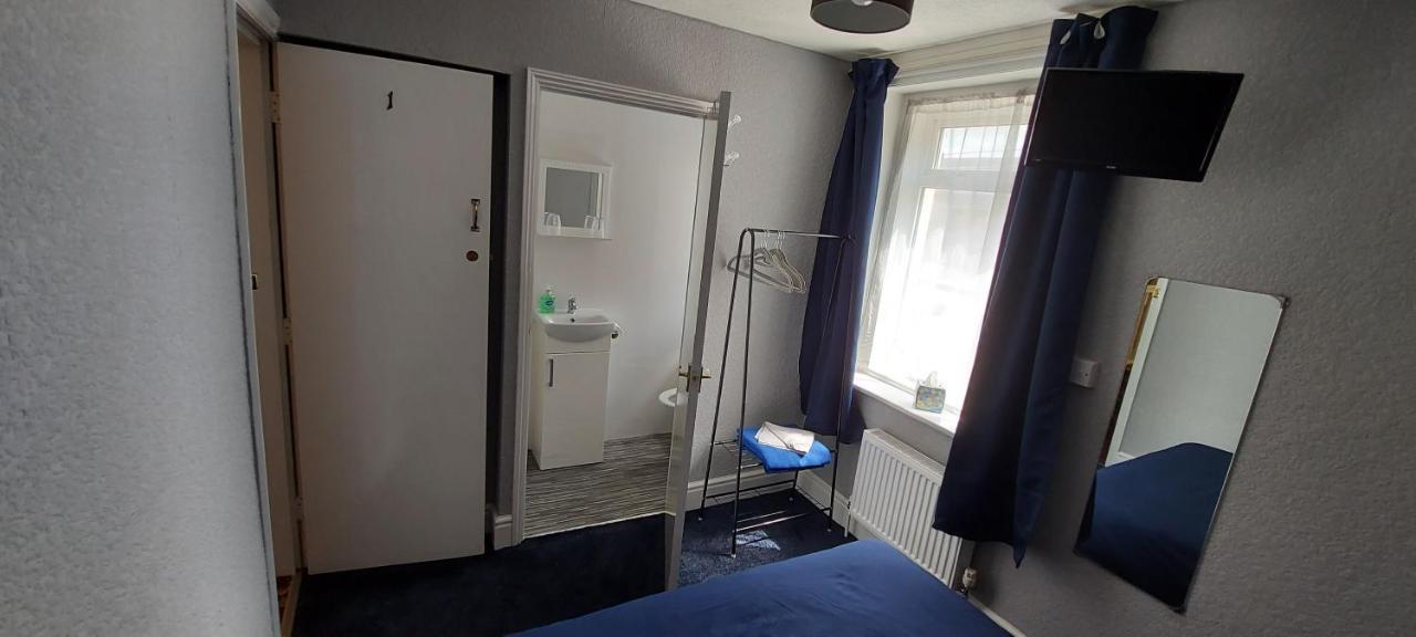 블랙풀 The Clevedon B&B 외부 사진