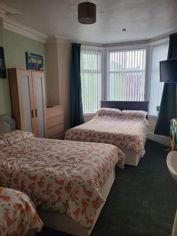블랙풀 The Clevedon B&B 외부 사진