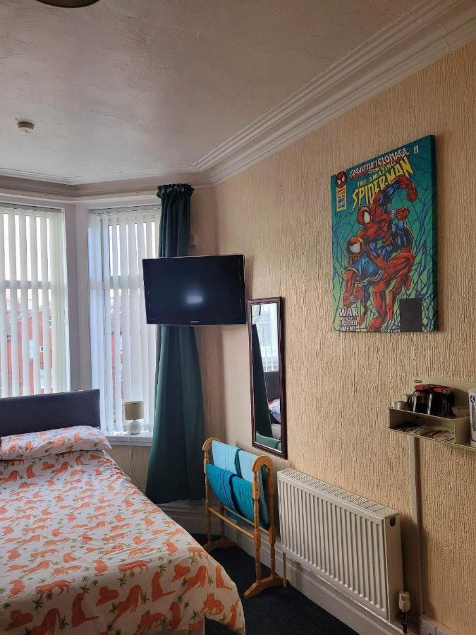 블랙풀 The Clevedon B&B 외부 사진